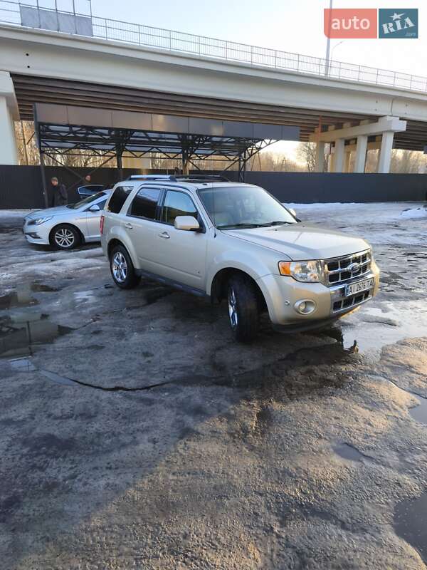 Позашляховик / Кросовер Ford Escape 2011 в Броварах