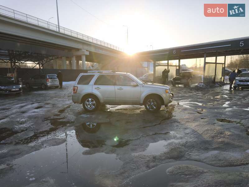 Позашляховик / Кросовер Ford Escape 2011 в Броварах