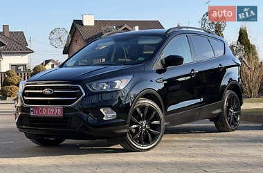 Позашляховик / Кросовер Ford Escape 2018 в Стрию