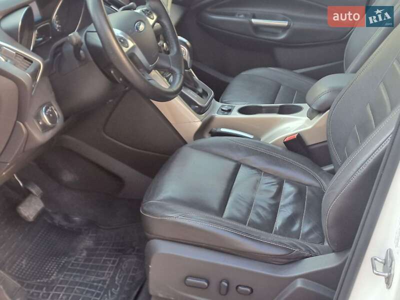 Позашляховик / Кросовер Ford Escape 2012 в Одесі