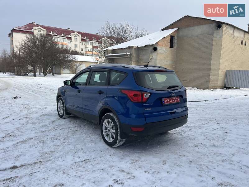 Позашляховик / Кросовер Ford Escape 2019 в Богуславі