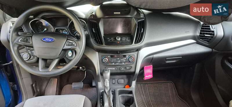 Позашляховик / Кросовер Ford Escape 2016 в Києві фото 8 Позашляховик / Кросовер Ford Escape 2016 в Києві