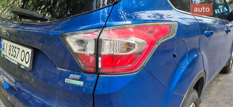 Позашляховик / Кросовер Ford Escape 2016 в Києві фото 12 Позашляховик / Кросовер Ford Escape 2016 в Києві