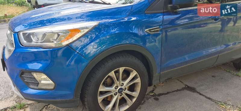 Позашляховик / Кросовер Ford Escape 2016 в Києві фото 14 Позашляховик / Кросовер Ford Escape 2016 в Києві