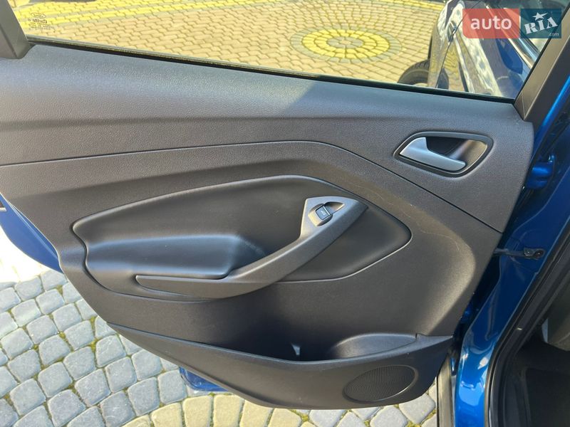 Внедорожник / Кроссовер Ford Escape 2018 в Дубно