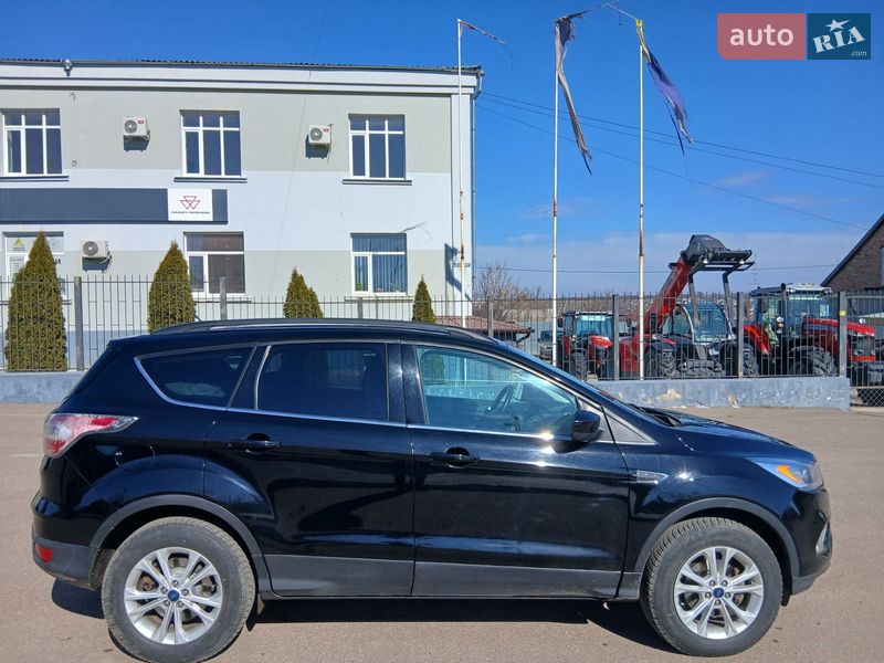 Позашляховик / Кросовер Ford Escape 2016 в Первомайську