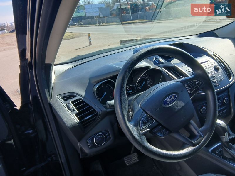Позашляховик / Кросовер Ford Escape 2016 в Первомайську