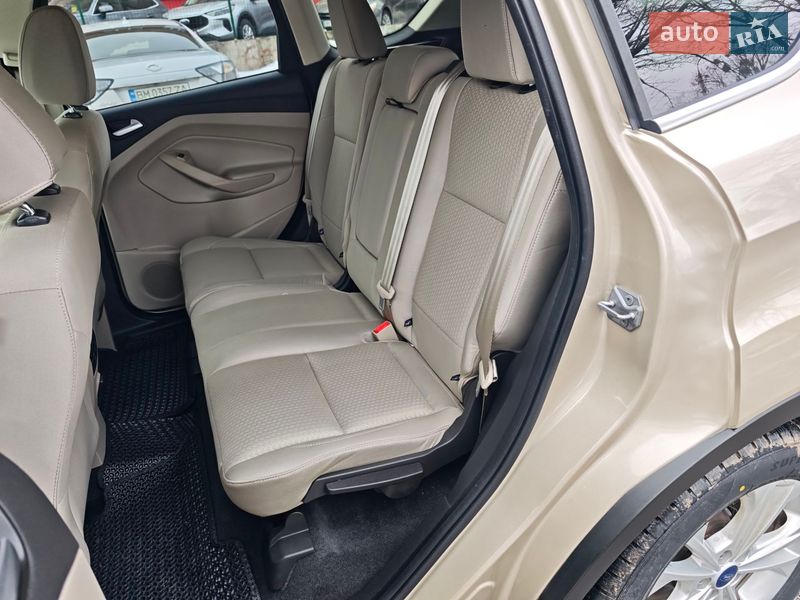 Внедорожник / Кроссовер Ford Escape 2017 в Сумах