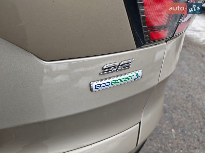 Внедорожник / Кроссовер Ford Escape 2017 в Сумах