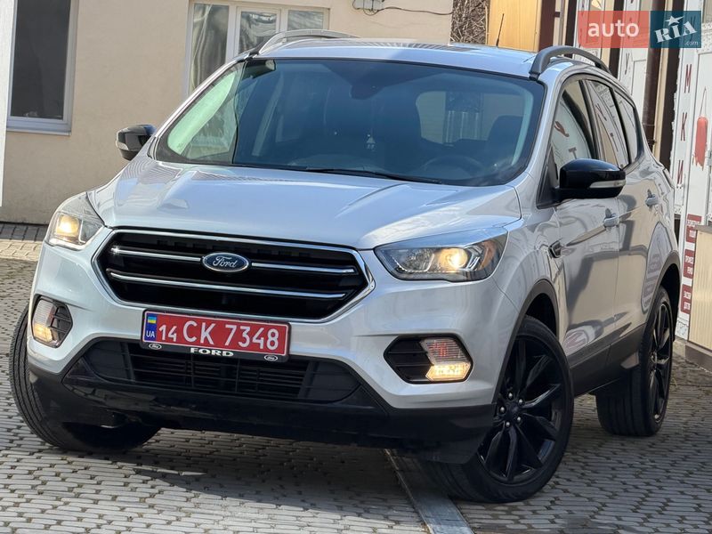 Внедорожник / Кроссовер Ford Escape 2017 в Дрогобыче фото Внедорожник / Кроссовер Ford Escape 2017 в Дрогобыче