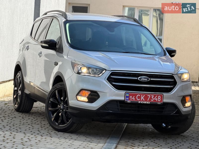 Внедорожник / Кроссовер Ford Escape 2017 в Дрогобыче фото 7 Внедорожник / Кроссовер Ford Escape 2017 в Дрогобыче