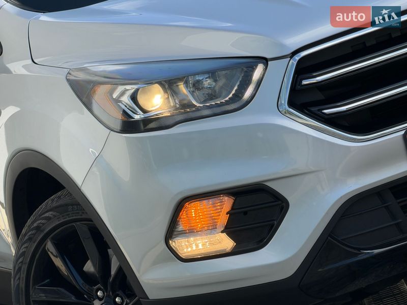 Внедорожник / Кроссовер Ford Escape 2017 в Дрогобыче фото 16 Внедорожник / Кроссовер Ford Escape 2017 в Дрогобыче