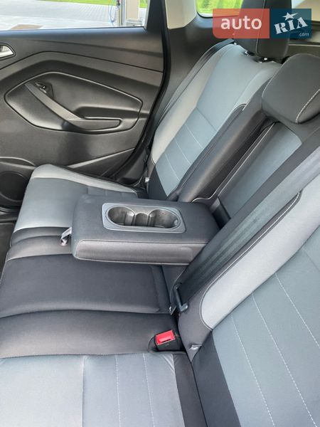 Внедорожник / Кроссовер Ford Escape 2015 в Львове