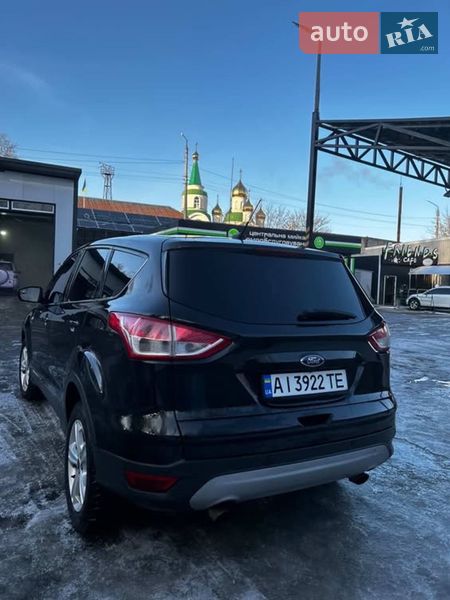 Внедорожник / Кроссовер Ford Escape 2015 в Монастырище