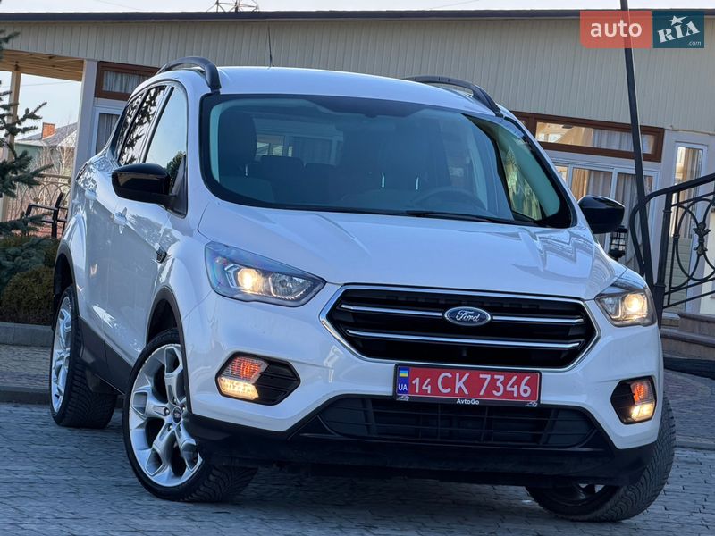 Позашляховик / Кросовер Ford Escape 2018 в Дрогобичі