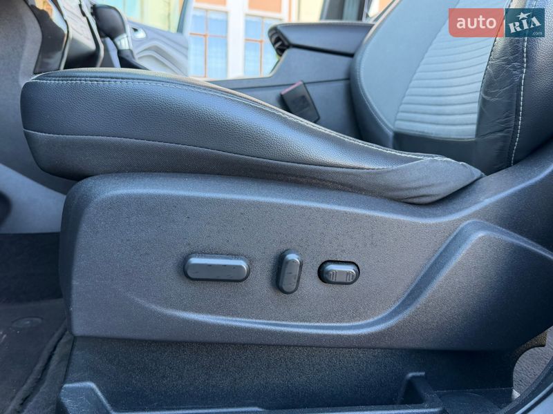 Позашляховик / Кросовер Ford Escape 2018 в Дрогобичі