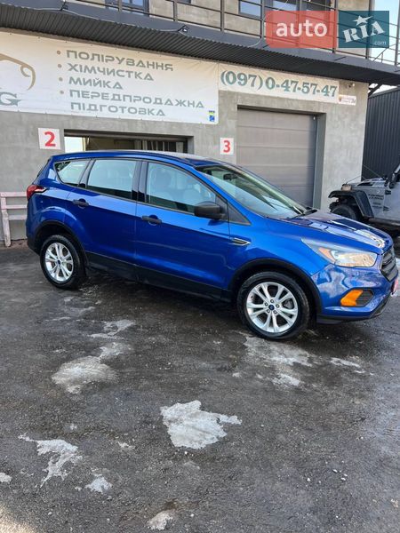 Позашляховик / Кросовер Ford Escape 2018 в Тернополі