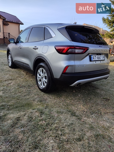 Внедорожник / Кроссовер Ford Escape 2023 в Галиче