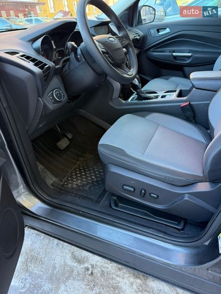Позашляховик / Кросовер Ford Escape 2018 в Луцьку