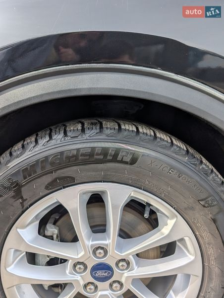 Позашляховик / Кросовер Ford Escape 2020 в Львові