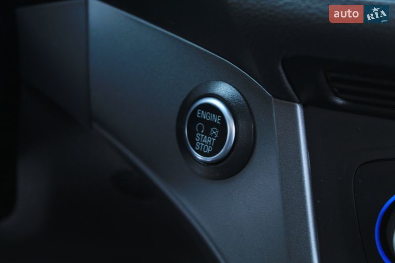 Внедорожник / Кроссовер Ford Escape 2018 в Виннице