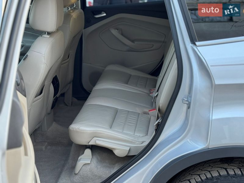 Позашляховик / Кросовер Ford Escape 2016 в Вінниці