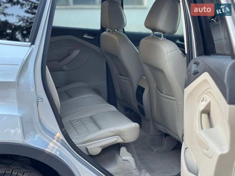 Позашляховик / Кросовер Ford Escape 2016 в Вінниці