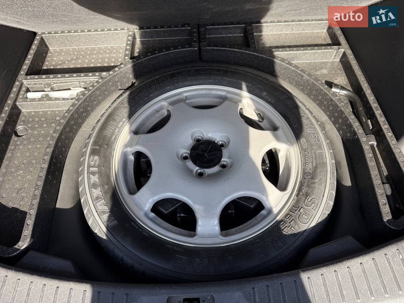 Внедорожник / Кроссовер Ford Escape 2012 в Стрые