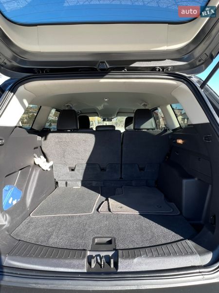 Внедорожник / Кроссовер Ford Escape 2018 в Львове