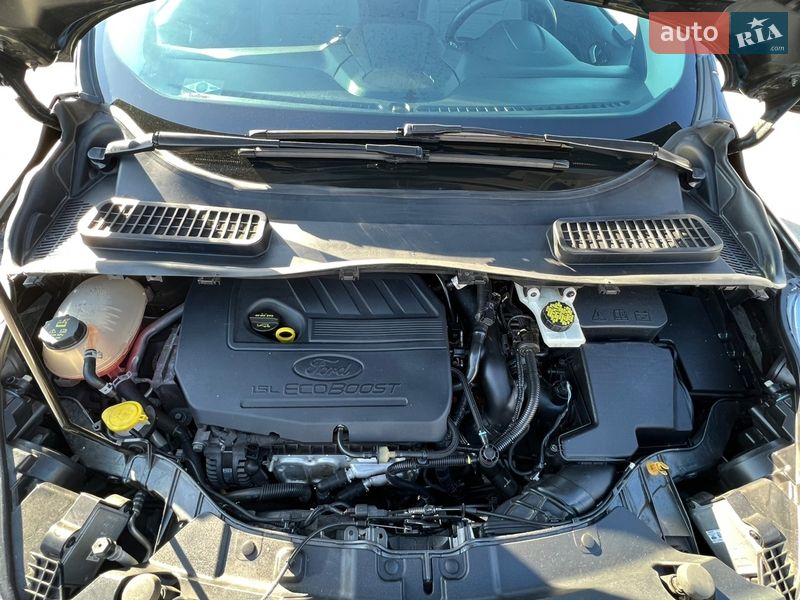 Внедорожник / Кроссовер Ford Escape 2018 в Львове