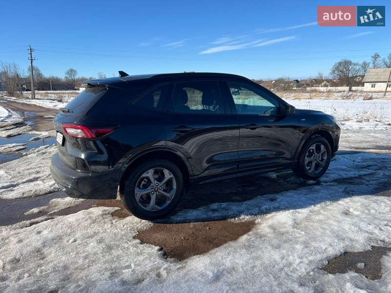 Позашляховик / Кросовер Ford Escape 2024 в Чернігові