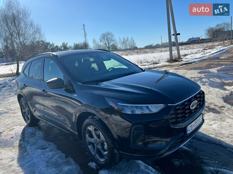Позашляховик / Кросовер Ford Escape 2024 в Чернігові