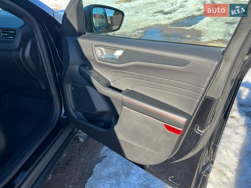 Позашляховик / Кросовер Ford Escape 2024 в Чернігові