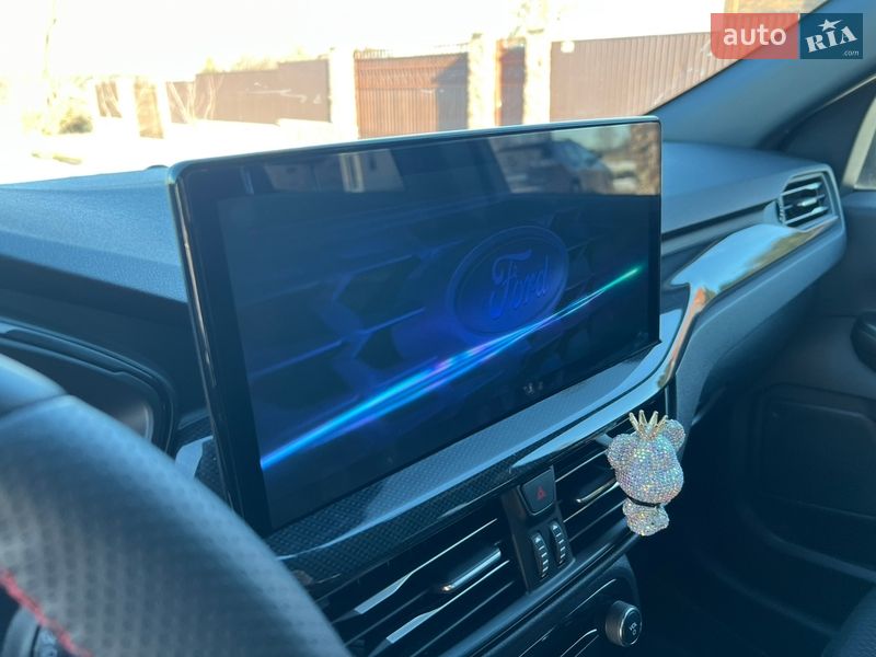 Позашляховик / Кросовер Ford Escape 2024 в Чернігові
