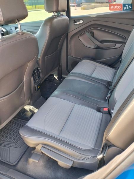 Позашляховик / Кросовер Ford Escape 2016 в Івано-Франківську