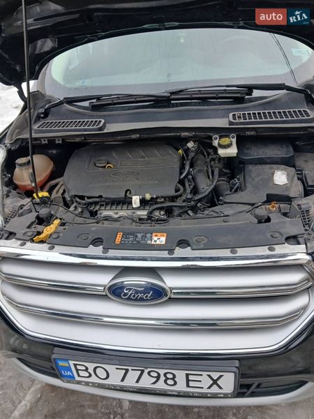 Позашляховик / Кросовер Ford Escape 2018 в Тернополі
