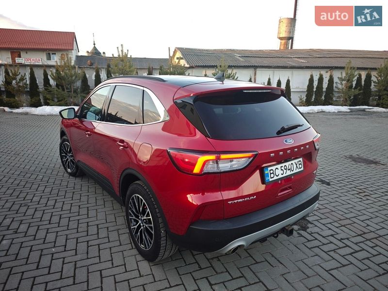 Внедорожник / Кроссовер Ford Escape 2022 в Золочеве