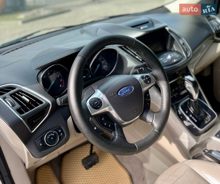 Позашляховик / Кросовер Ford Escape 2013 в Івано-Франківську