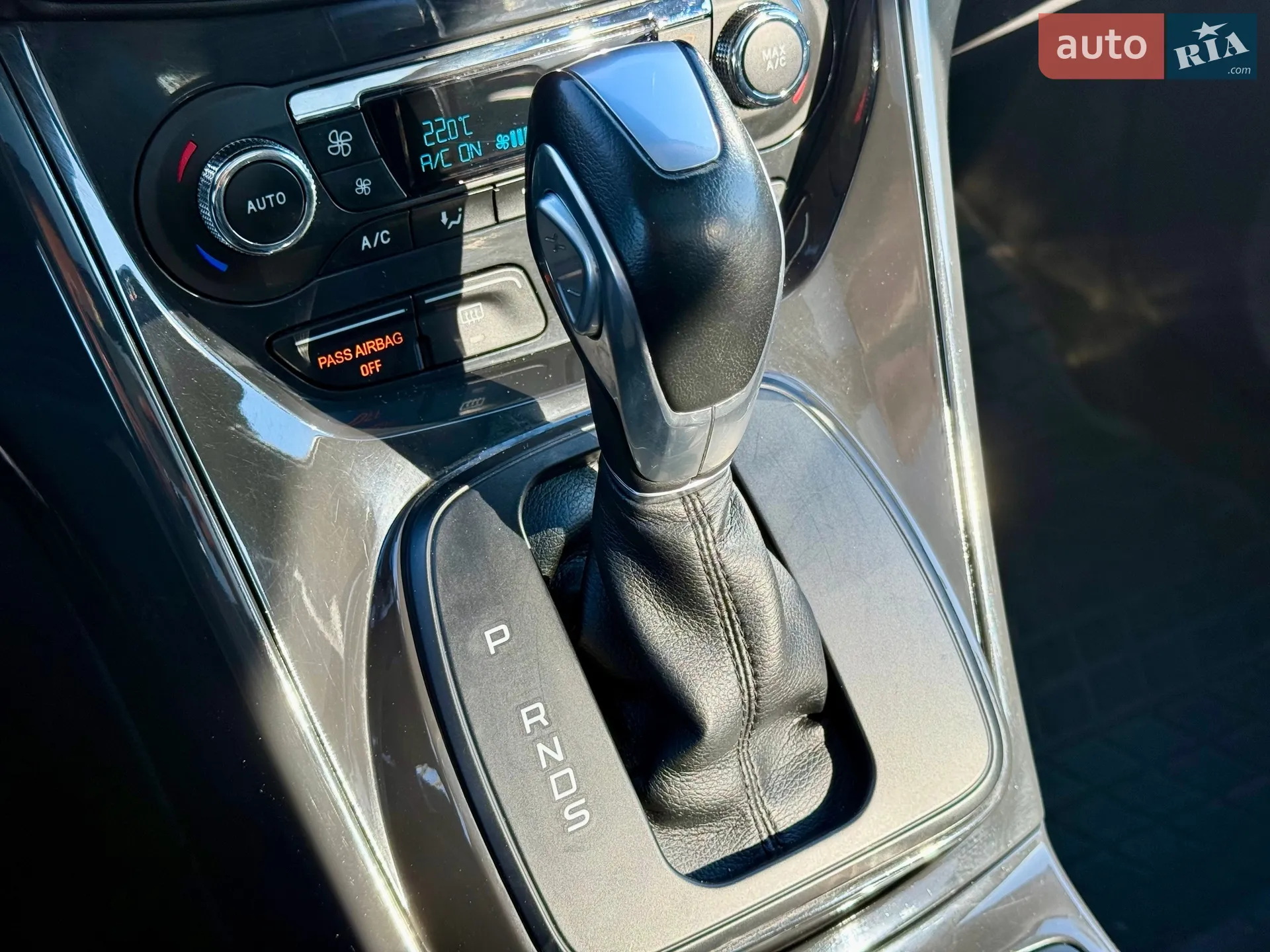 2015 Ford Escape - мініатюра 21