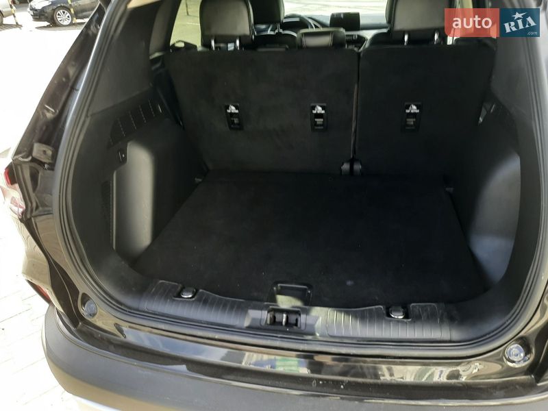 Позашляховик / Кросовер Ford Escape 2019 в Чернівцях