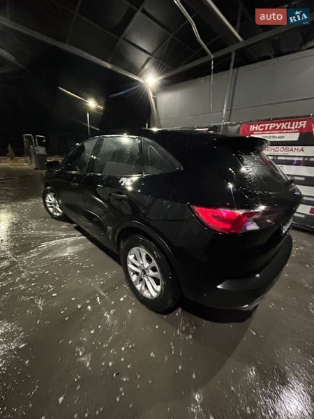 Позашляховик / Кросовер Ford Escape 2021 в Долинській