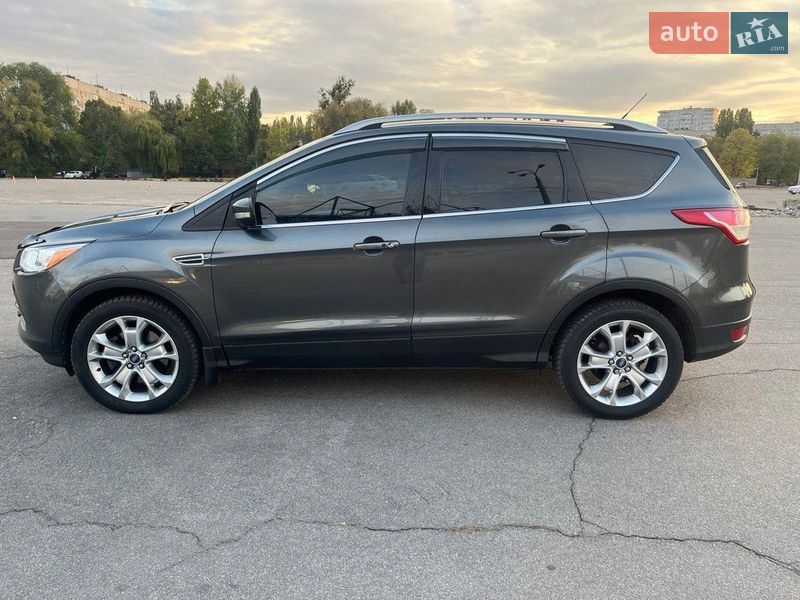 Внедорожник / Кроссовер Ford Escape 2016 в Киеве