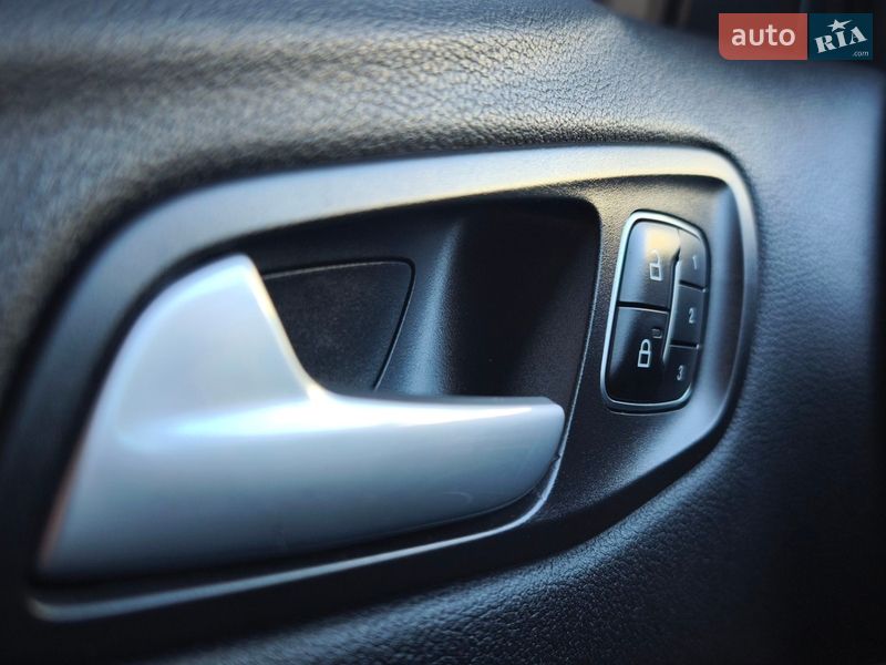 Позашляховик / Кросовер Ford Escape 2017 в Стрию фото 18 Позашляховик / Кросовер Ford Escape 2017 в Стрию