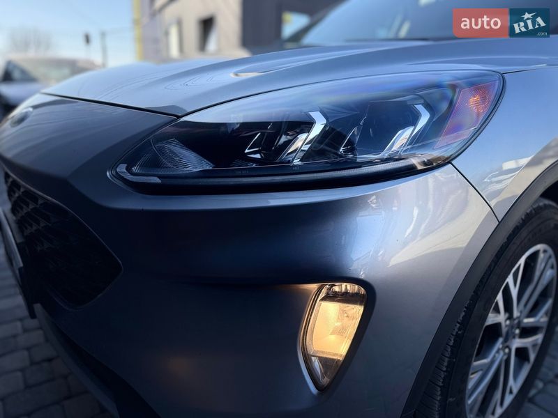 Внедорожник / Кроссовер Ford Escape 2021 в Львове