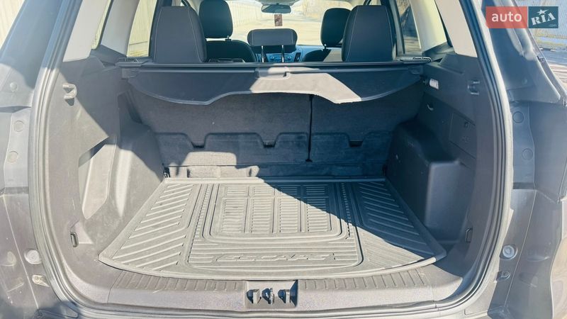 Внедорожник / Кроссовер Ford Escape 2018 в Киеве