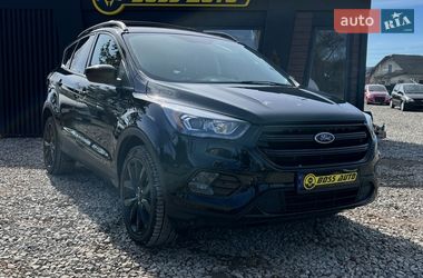 Позашляховик / Кросовер Ford Escape 2018 в Коломиї