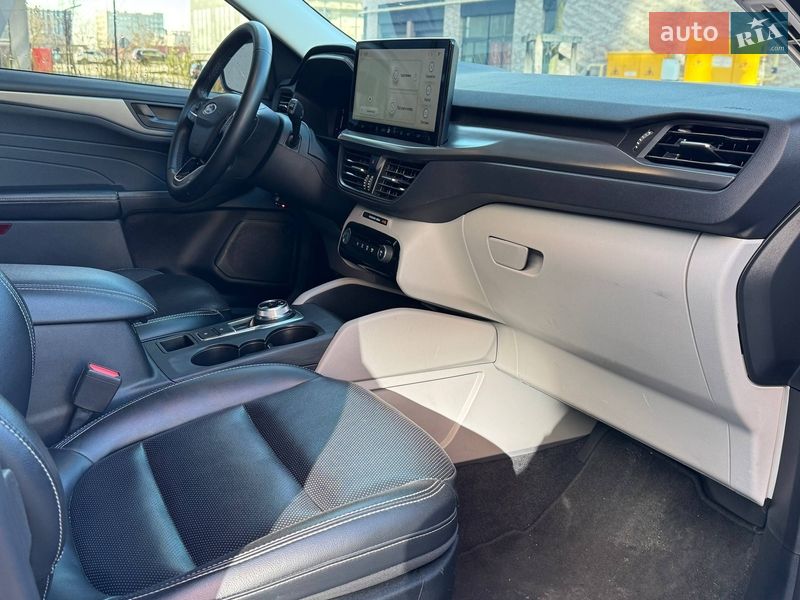 Позашляховик / Кросовер Ford Escape 2023 в Львові