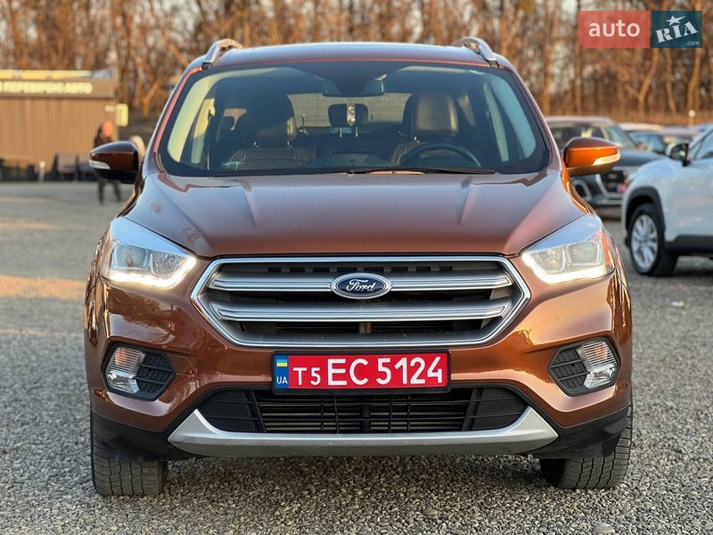 Позашляховик / Кросовер Ford Escape 2017 в Стрию