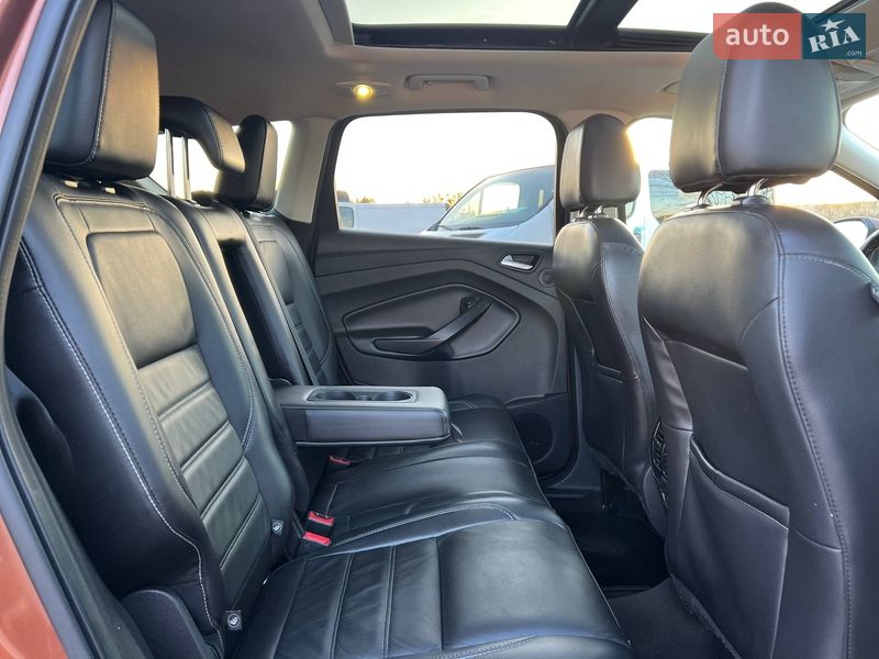 Позашляховик / Кросовер Ford Escape 2017 в Стрию