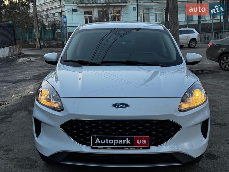 Внедорожник / Кроссовер Ford Escape 2019 в Киеве